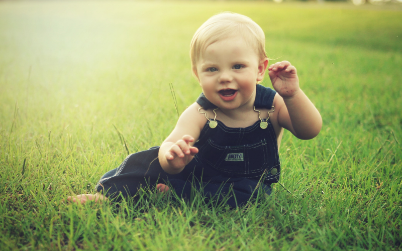 Die 4 besten Baby Spiele. Spielerische Förderung der Sinne